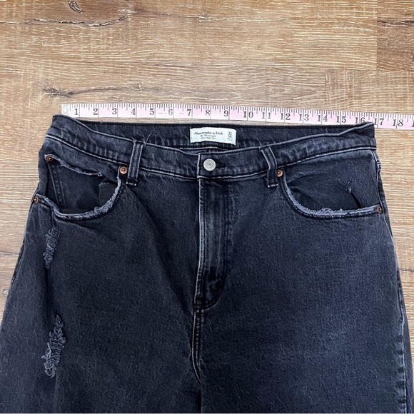Abercrombie & Fitch 90s Ultra High Rise Straight Jean Black Size 33/16 - Picture 8 of 11